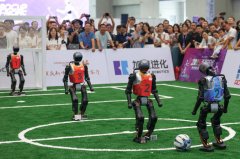 <b>面对技师培育周期长、流失率高档问</b>